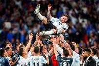 فيديو | ميسي يُبدع ويقود الأرجنتين للفوز بكأس الأبطال على حساب إيطاليا