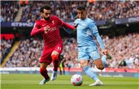 جماهير ليفربول تشيد بـ محمد صلاح أمام مانشستر سيتي: أسيست سحري ودفاع رائع