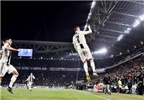 رونالدو يتحدث عن طريقة احتفاله بالأهداف ويختار الهدف الأفضل في مسيرته