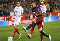 الأحد الكبير.. برشلونة في مواجهة صعبة أمام اشبيلية.. وريال مدريد يستضيف ليجانيس.. وكلاسيكو يجمع بين بورتو وبنفيكا.. واليونايتد لتصحيح الأوضاع أمام سوانزي