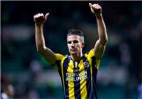 #الدوري_التركي.. بعد إصابته المروعة..فان بيرسي يقود فنربخشه للفوز بهدفين على جلطه سراى